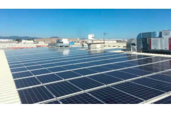 Eficiencia energética, autoconsumo FV y digitalización en la planta industrial del fabricante de maquinaria de impresión Comexi